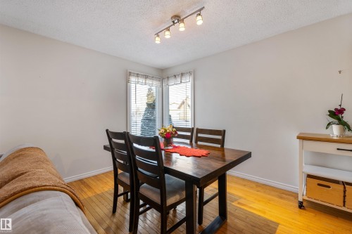 2707 138 Avenue, Edmonton, AB - Indoor Photo Showing Dining Room