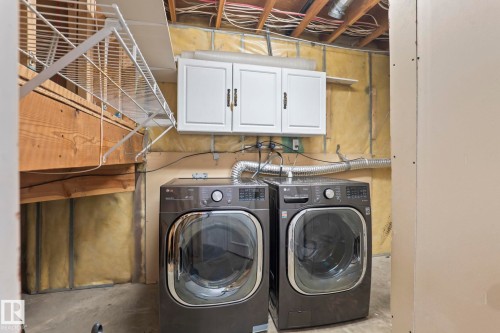 1204 Kane Wynd, Edmonton, AB - Indoor Photo Showing Laundry Room