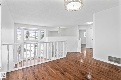 1204 Kane Wynd, Edmonton, AB - Indoor Photo Showing Other Room