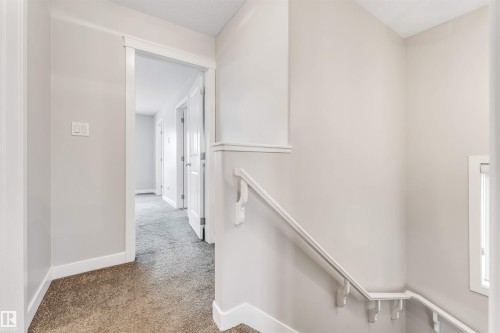 2812 15 Street, Edmonton, AB - Indoor Photo Showing Other Room