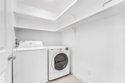 2812 15 Street, Edmonton, AB - Indoor Photo Showing Laundry Room