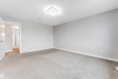 2812 15 Street, Edmonton, AB - Indoor Photo Showing Other Room