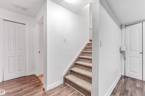 2812 15 Street, Edmonton, AB - Indoor Photo Showing Other Room