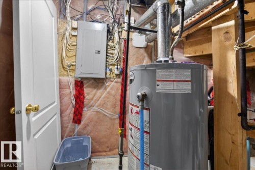 1921 Garnett Way, Edmonton, AB - Indoor Photo Showing Basement