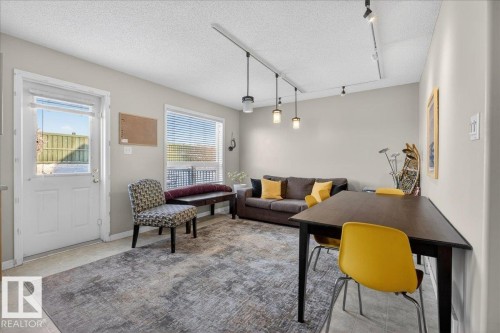 1921 Garnett Way, Edmonton, AB - Indoor