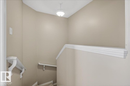 1921 Garnett Way, Edmonton, AB - Indoor Photo Showing Other Room