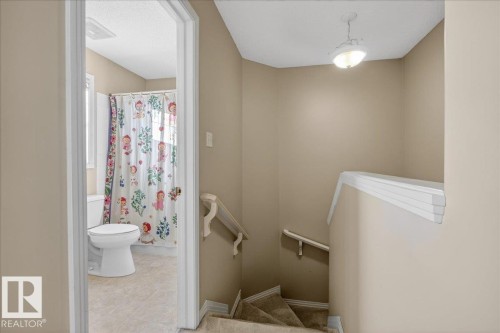 1921 Garnett Way, Edmonton, AB - Indoor Photo Showing Bathroom
