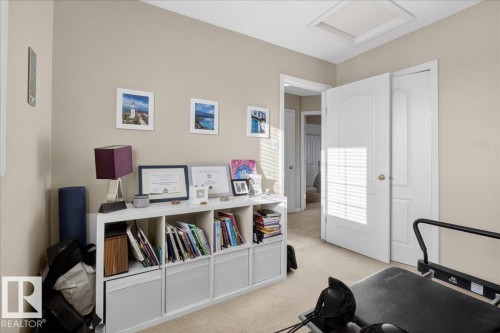 1921 Garnett Way, Edmonton, AB - Indoor