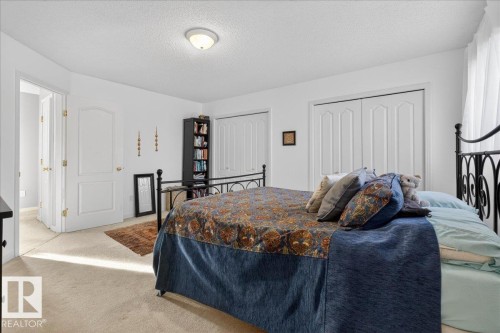 1921 Garnett Way, Edmonton, AB - Indoor Photo Showing Bedroom