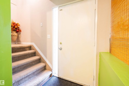 644 Saddleback Road, Edmonton, AB - Indoor Photo Showing Other Room