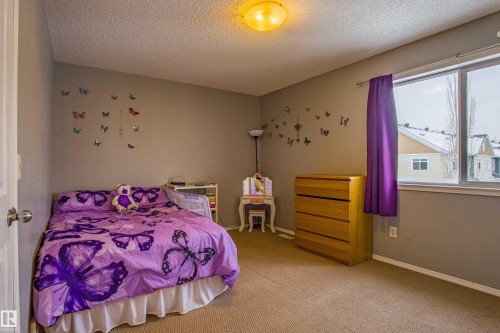 7312 19A Avenue, Edmonton, AB - Indoor Photo Showing Bedroom
