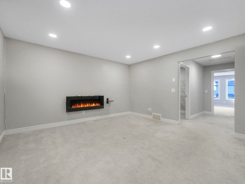 5611 Kootook Place, Edmonton, AB - Indoor Photo Showing Other Room