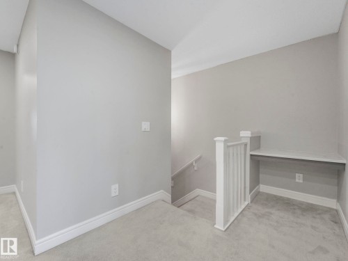 5611 Kootook Place, Edmonton, AB - Indoor Photo Showing Other Room