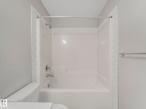 5611 Kootook Place, Edmonton, AB - Indoor Photo Showing Other Room