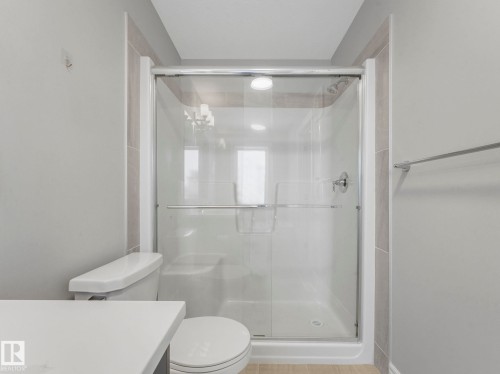 5611 Kootook Place, Edmonton, AB - Indoor Photo Showing Garage