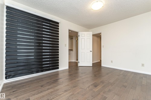 501 11503 100 Avenue, Edmonton, AB - Indoor Photo Showing Other Room