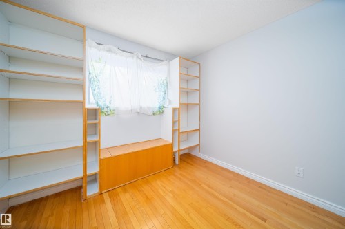 12203 158 Avenue Nw, Edmonton, AB - Indoor