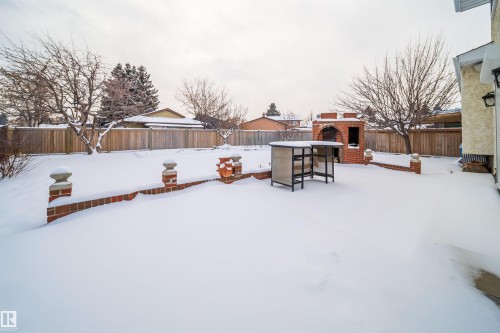 12203 158 Avenue Nw, Edmonton, AB - Outdoor