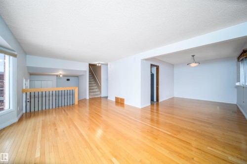12203 158 Avenue Nw, Edmonton, AB - Indoor Photo Showing Other Room