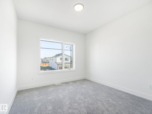 715 165 Avenue, Edmonton, AB - Indoor Photo Showing Other Room