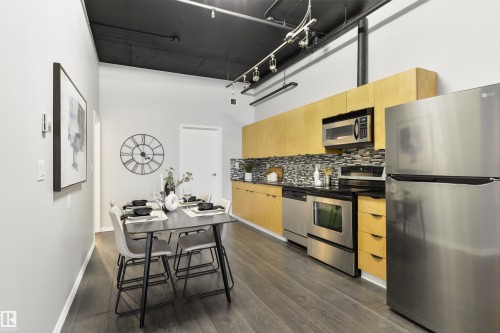 408 10179 105 Street, Edmonton, AB - Indoor Photo Showing Kitchen