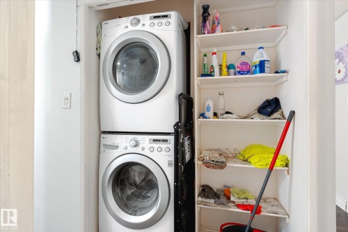 2520 116 Street, Edmonton, AB - Indoor Photo Showing Laundry Room