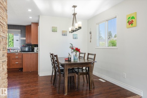 2520 116 Street, Edmonton, AB - Indoor Photo Showing Dining Room