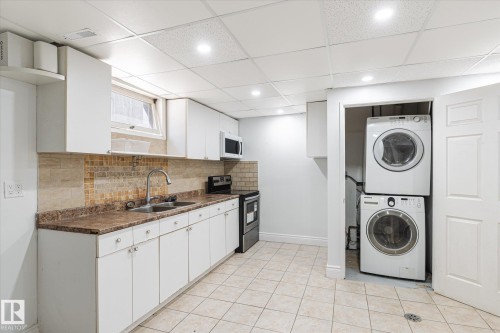 2520 116 Street, Edmonton, AB - Indoor Photo Showing Laundry Room