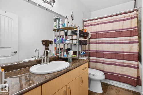 9328 152 Street, Edmonton, AB - Indoor Photo Showing Bathroom