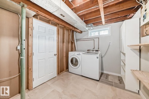 10936 Beaumaris Road, Edmonton, AB - Indoor Photo Showing Laundry Room