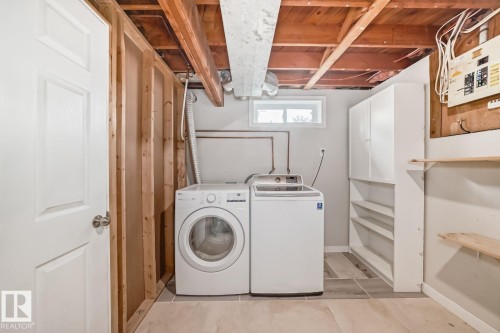 10936 Beaumaris Road, Edmonton, AB - Indoor Photo Showing Laundry Room