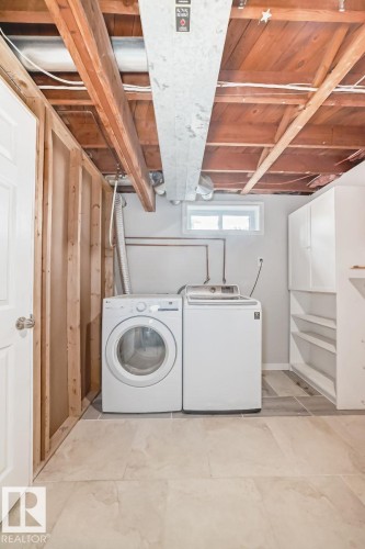 10936 Beaumaris Road, Edmonton, AB - Indoor Photo Showing Laundry Room