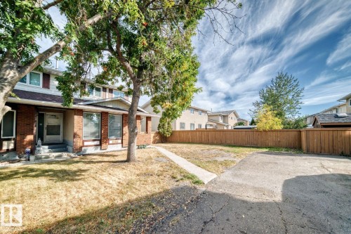 10936 Beaumaris Road, Edmonton, AB - Outdoor
