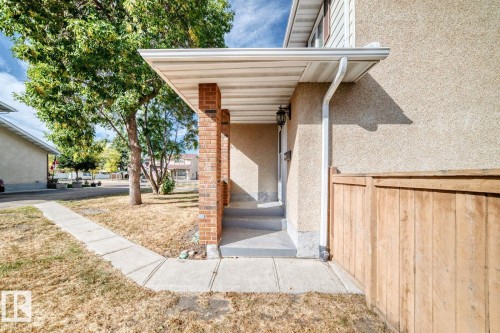 10936 Beaumaris Road, Edmonton, AB - Outdoor With Exterior