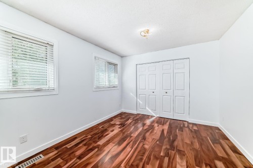 10936 Beaumaris Road, Edmonton, AB - Indoor Photo Showing Other Room