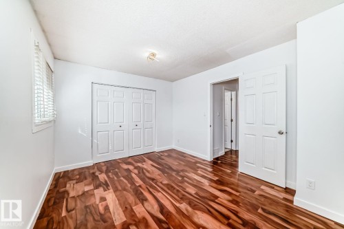 10936 Beaumaris Road, Edmonton, AB - Indoor Photo Showing Other Room