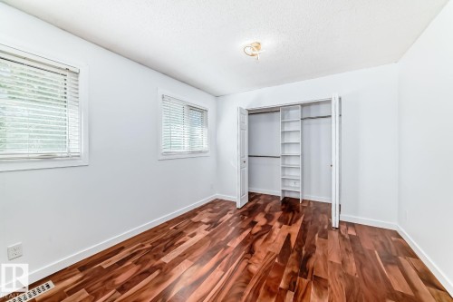 10936 Beaumaris Road, Edmonton, AB - Indoor Photo Showing Other Room