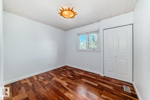 10936 Beaumaris Road, Edmonton, AB - Indoor Photo Showing Other Room