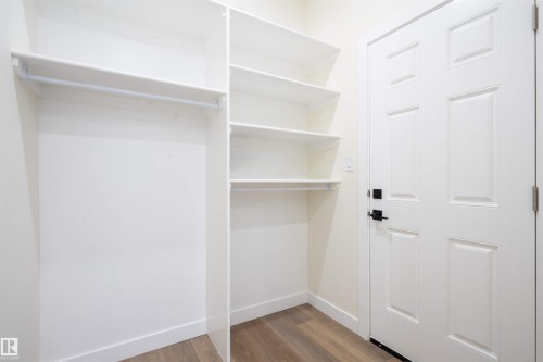 5720 176 Avenue, Edmonton, AB - Indoor Photo Showing Other Room