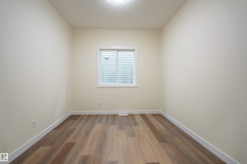 5720 176 Avenue, Edmonton, AB - Indoor Photo Showing Other Room