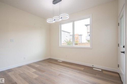 5720 176 Avenue, Edmonton, AB - Indoor Photo Showing Other Room