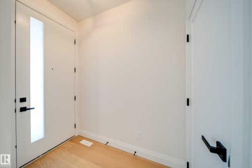 10649 81 Street, Edmonton, AB - Indoor Photo Showing Other Room
