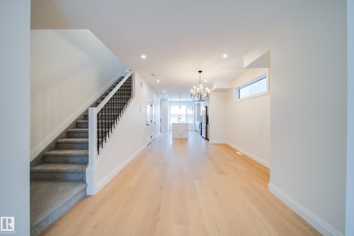 10649 81 Street, Edmonton, AB - Indoor Photo Showing Other Room