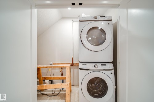 10649 81 Street, Edmonton, AB - Indoor Photo Showing Laundry Room