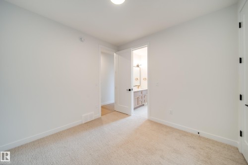 6003 111 Avenue, Edmonton, AB - Indoor Photo Showing Other Room