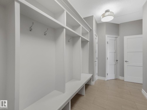 12832 202 Street, Edmonton, AB - Indoor