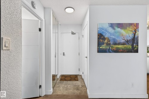 602 9916 113 Street, Edmonton, AB - Indoor Photo Showing Other Room