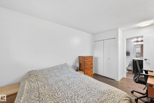 602 9916 113 Street, Edmonton, AB - Indoor Photo Showing Bedroom