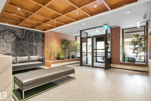 602 9916 113 Street, Edmonton, AB - Indoor Photo Showing Other Room