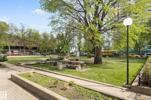 602 9916 113 Street, Edmonton, AB - Outdoor